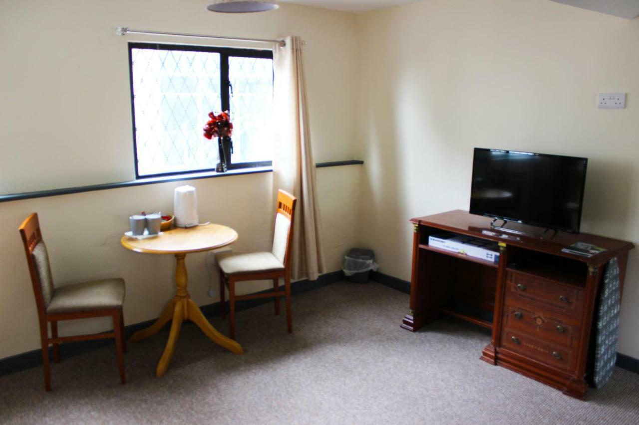 Donegal Lodgings - Apt 4 - 1 Bedroom Apt Donegal Town Dış mekan fotoğraf